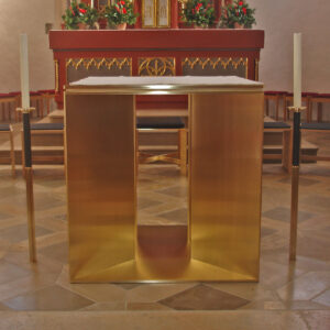 Altar hergestellt von Metallbau, Schmiede und Schlosserei Singer in Riedering
